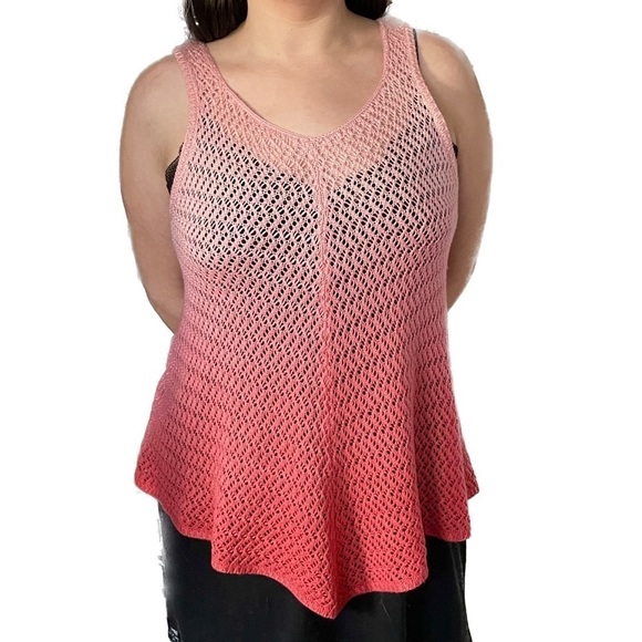 Isela Tops - Isela - Ombré Crochet Tank M, Loose Knit